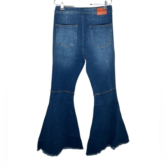 Home Folk Dallas Distressed Women’s Dark Wash Blues Flare Jeans - Picture 8 of 12